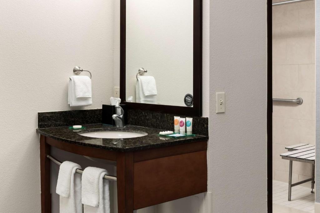 Hyatt Place Jacksonville Airport photo