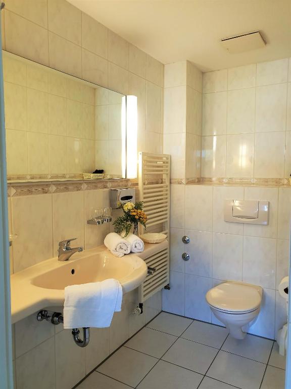 Koupelna v ubytování Hotel Rheinland