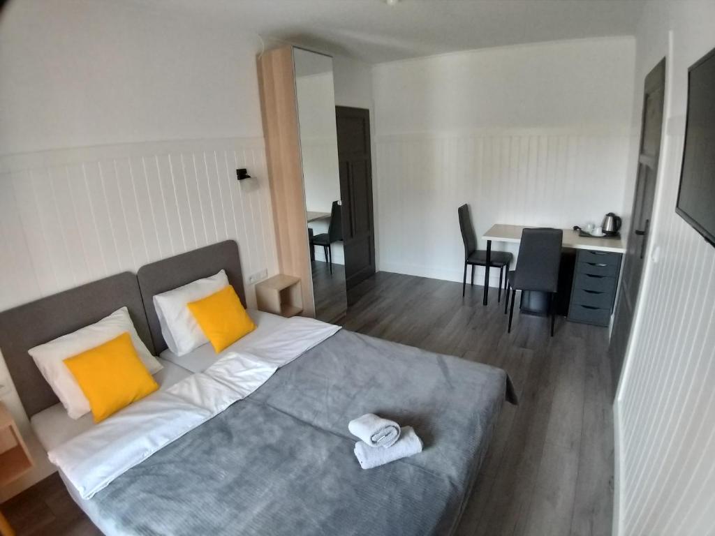 PRZYSTANEK PIENINY - 2