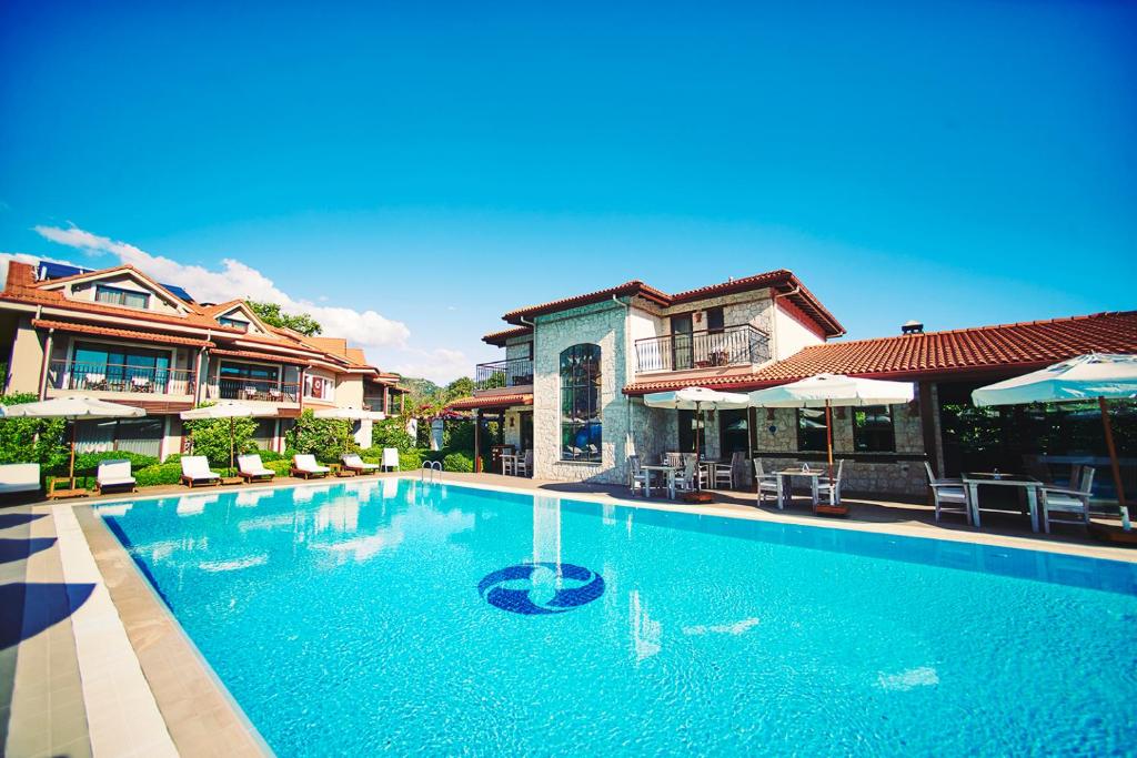 Bazén v ubytování Renka Hotel & Spa nebo v jeho okolí