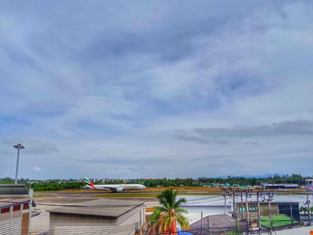 Fotografie z fotogalerie ubytování Louis' Runway View Hotel - SHA Extra Plus v destinaci Nai Yang pláž