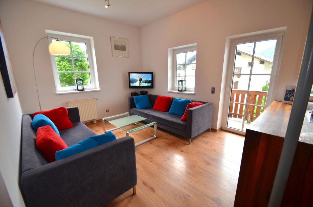 Μια τηλεόραση ή/και κέντρο ψυχαγωγίας στο Apartment CityXpress TOP 6 by All in One Apartments