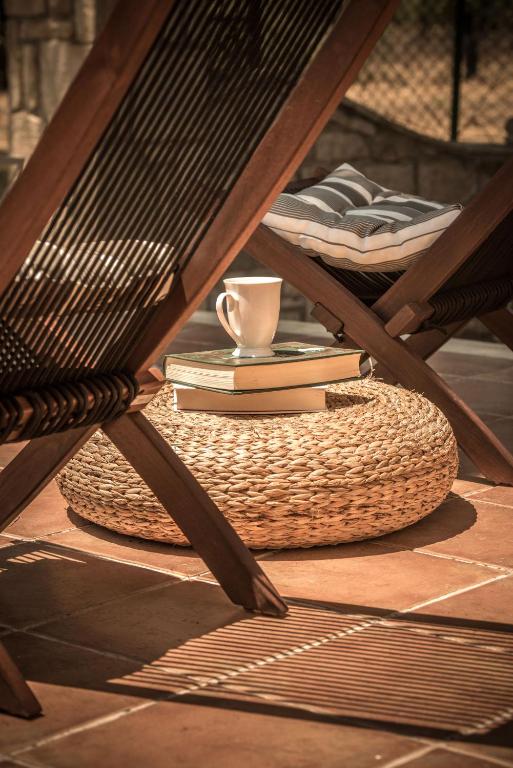 Příslušenství pro přípravu čaje a kávy v ubytování Leeda's Cottages