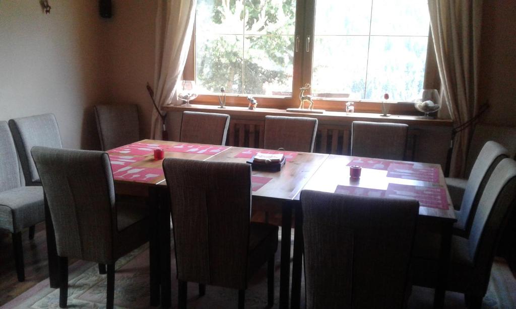 Posezení v ubytování Chalet Catton Two Bedroom Appartement near Bad Kleinkirchheim
