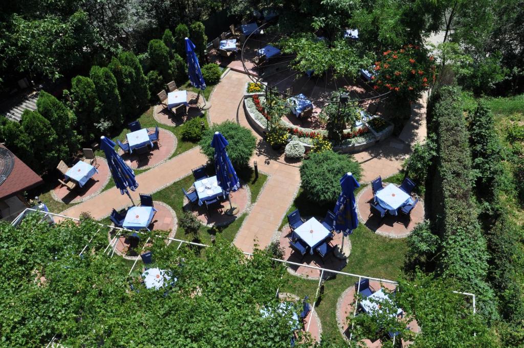 Zahrada ubytování Hotel Royal