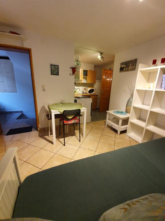 North to South apartments - Departamento