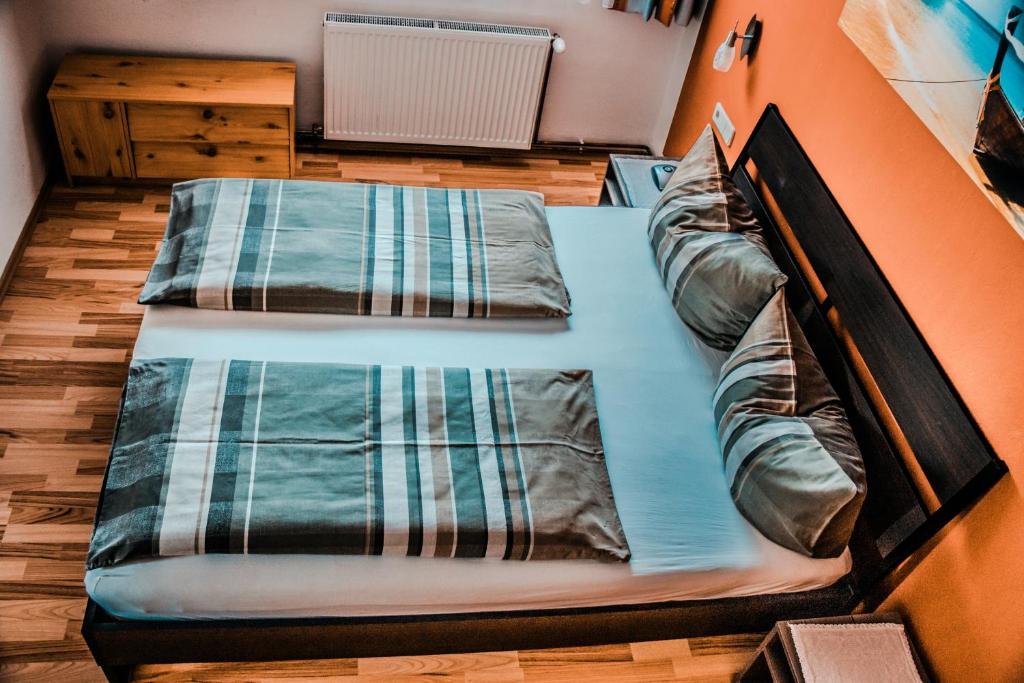Voodi või voodid majutusasutuse Ferienhaus Arneitz toas