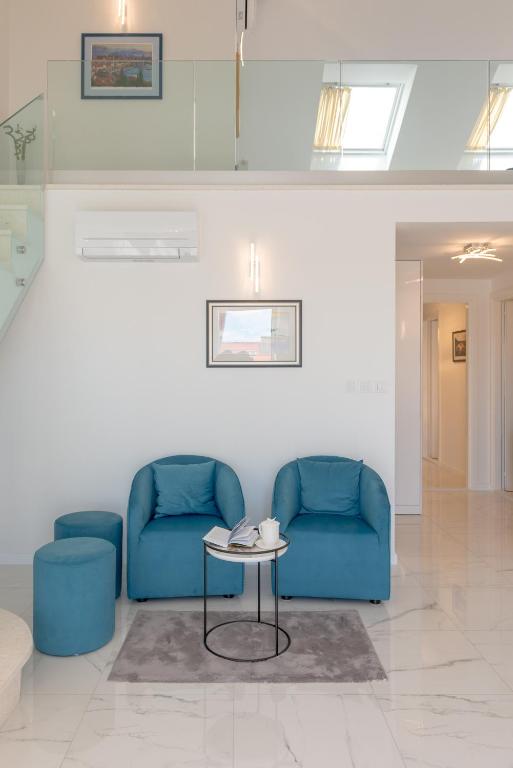 Posezení v ubytování Spacious Family Apartment MM