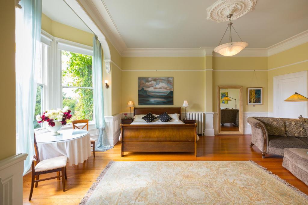 Fairholme Manor Inn - King Suite Spa Con Vista Da Giardino