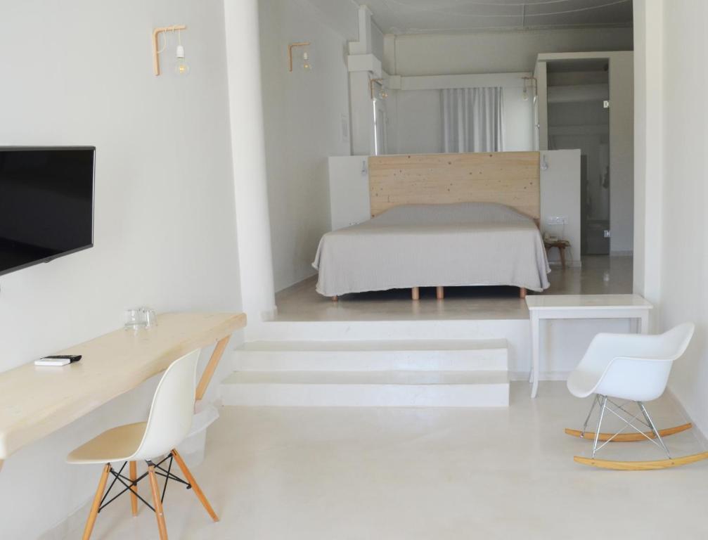 Faros Resort 