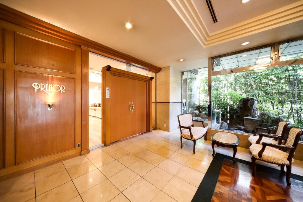 Posezení v ubytování Hotel Claiton Shin-Osaka