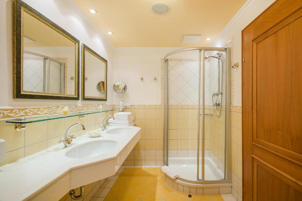 Koupelna v ubytování Hotel AlpenSchlössl