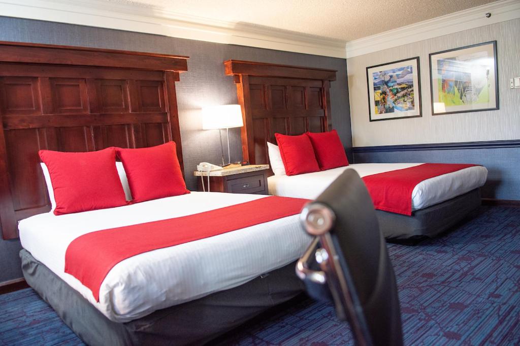 Кровать или кровати в номере Carson Valley Inn