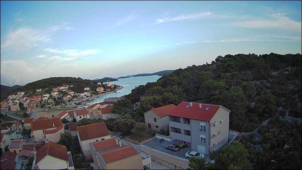 Příroda nedaleko aparthotelu
