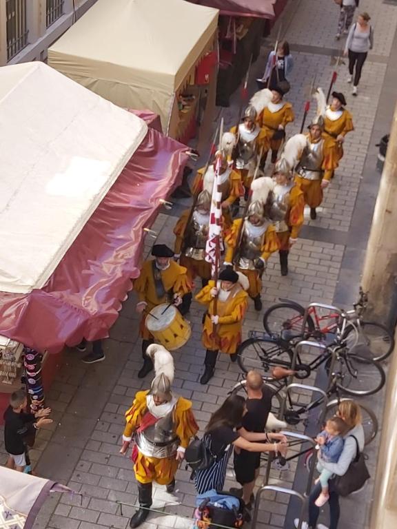 EL RINCON DE LA MERCED junto Laurel Aire acondicionado By Apartamentos Logrono - 7