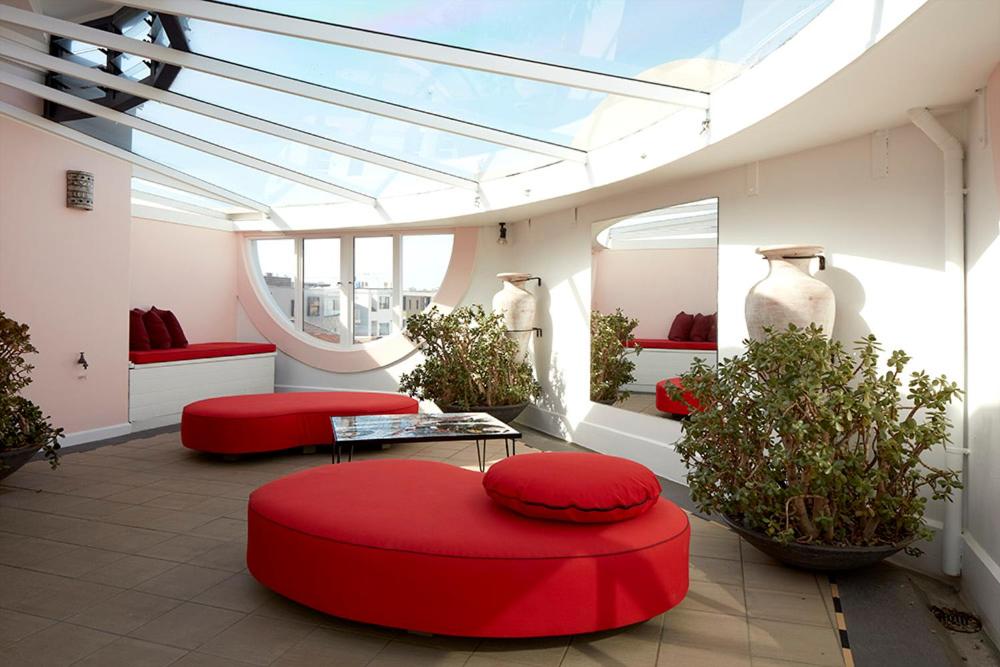 Posezení v ubytování Hotel Ravesis