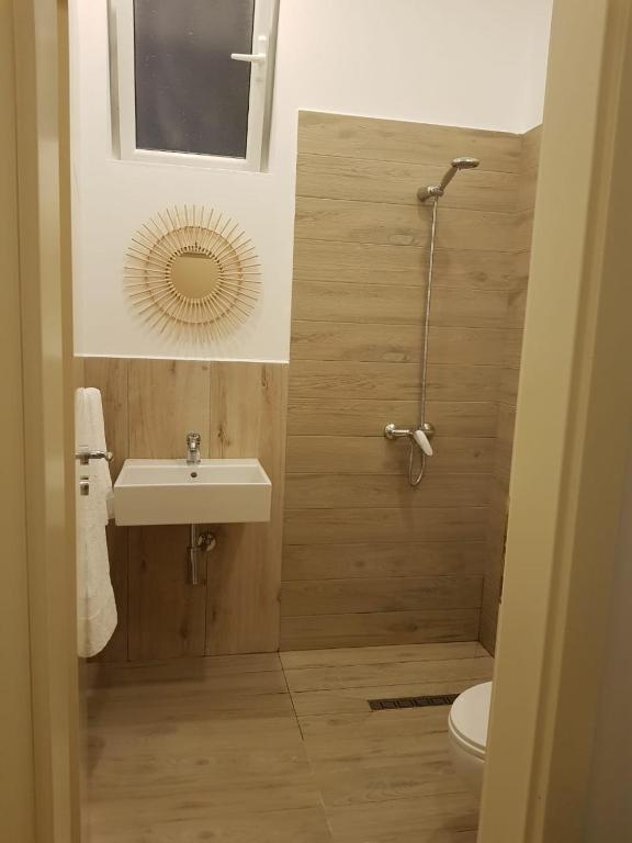 Dimitri Guest House - Imazhi 3