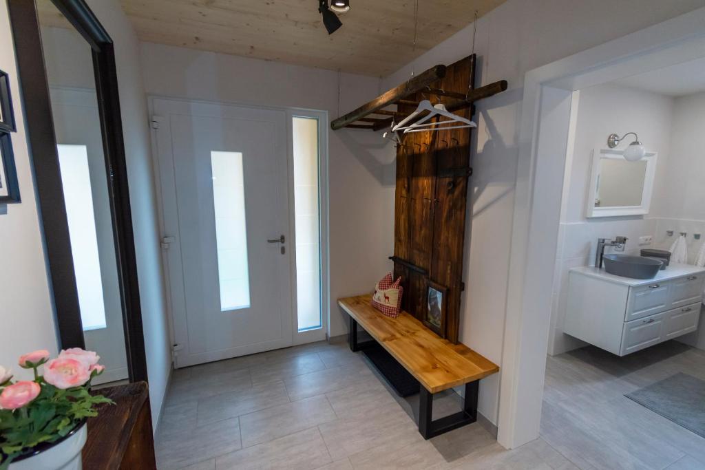Fotografie z fotogalerie ubytování Chalet 164 v destinaci Bad Goisern