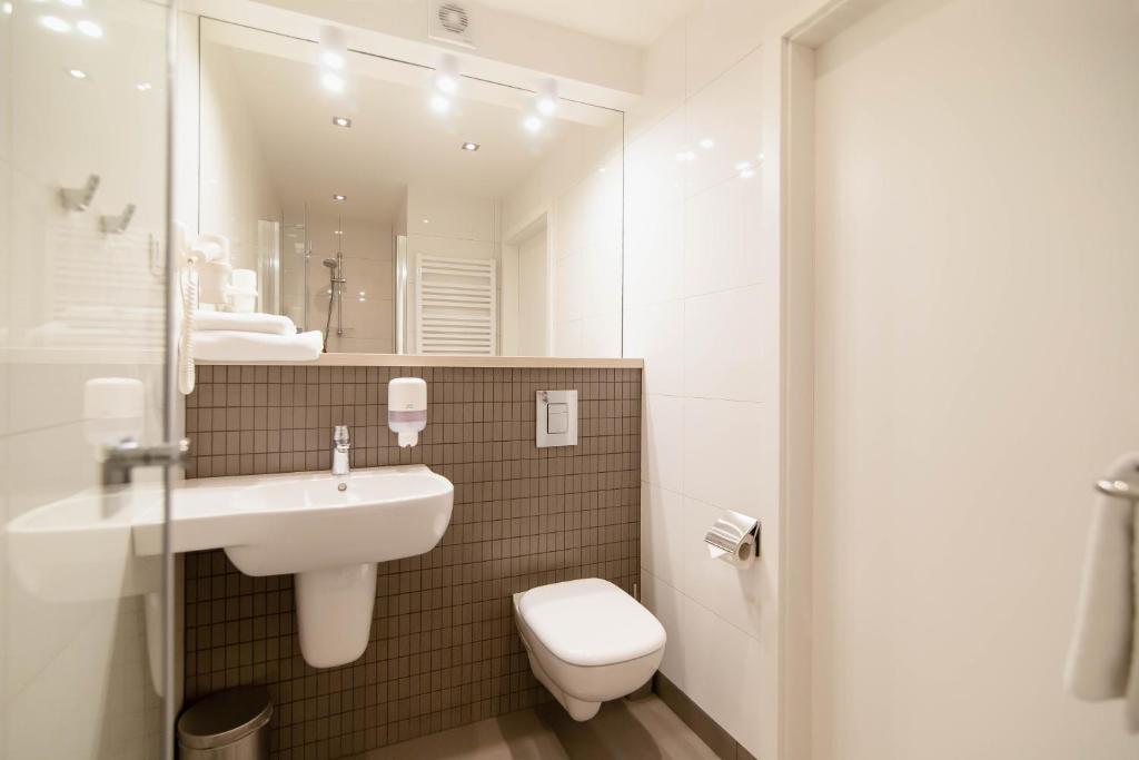 Hotel Czarna Róza - Resim 33