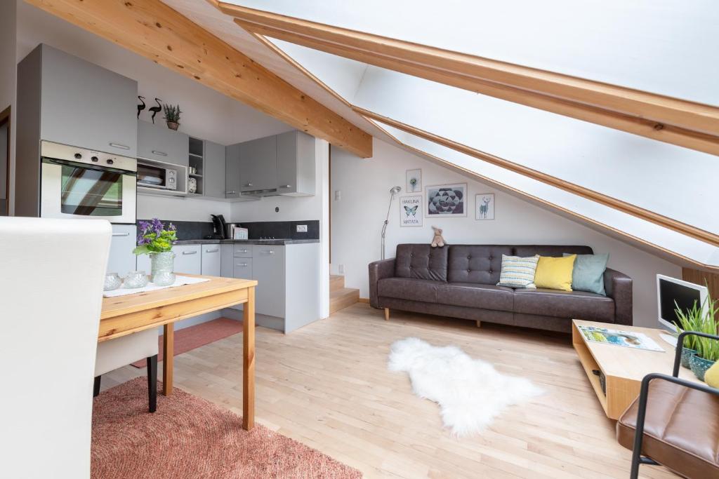 Kuchyň nebo kuchyňský kout v ubytování WÄLDERHAUS Apartments