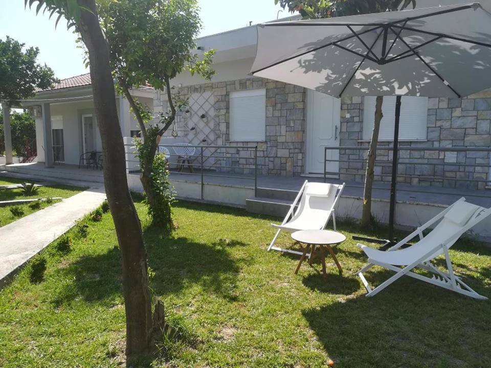Vonkajšia záhrada v ubytovaní Quiet Country house #2