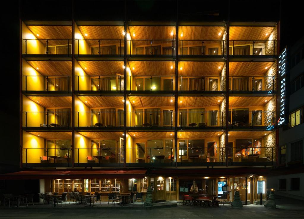 Budova, kde se aparthotel nachází