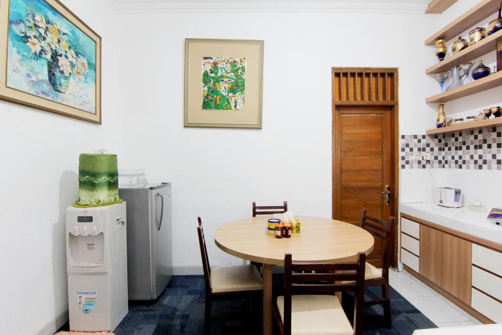 Embe Joglo Homestay - Family Room