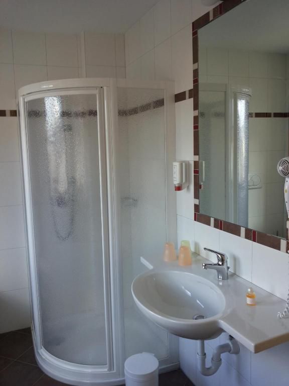 Koupelna v ubytování Hotel Laerchenhain