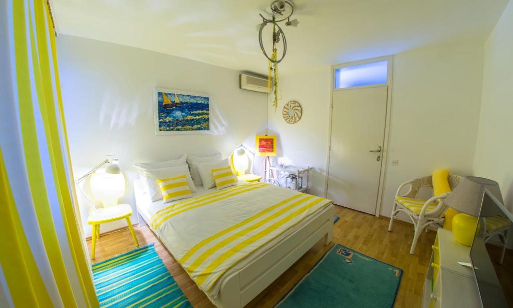 Yellow Lily Mostar Apartman - Hizvo