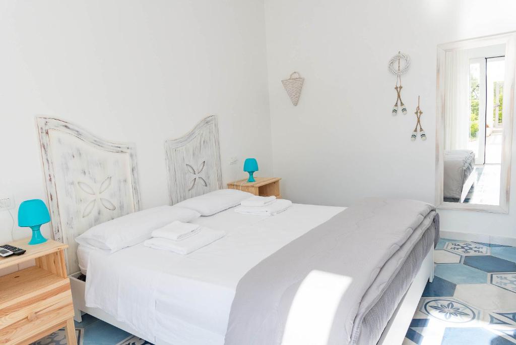 Uma cama ou camas num quarto em B&B Casrienn