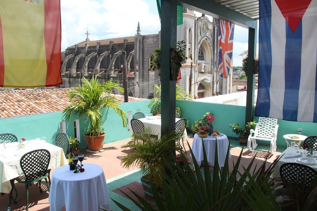 Hostal Vista al Mejunje