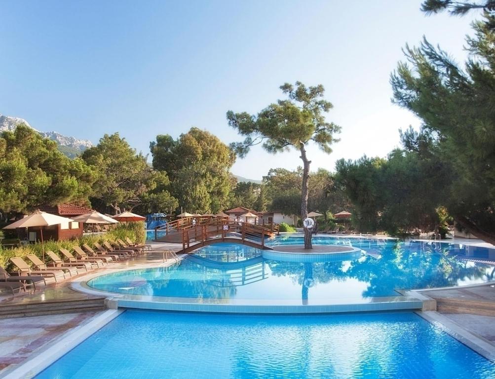 Bazén v ubytování Akka Antedon Hotel - Premium Ultra All Inclusive nebo v jeho okolí
