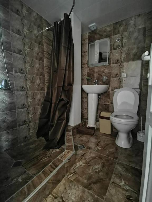 Koupelna v ubytování Ronini Telavi