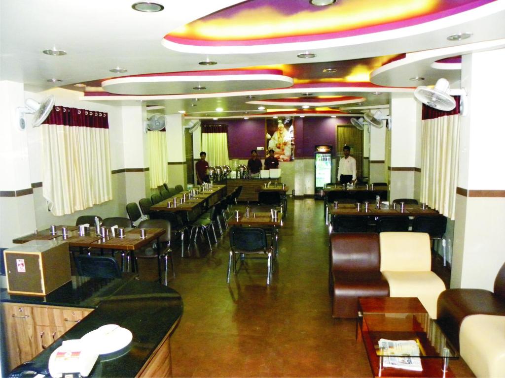 Posezení v ubytování Hotel Shradha Saburi Palace