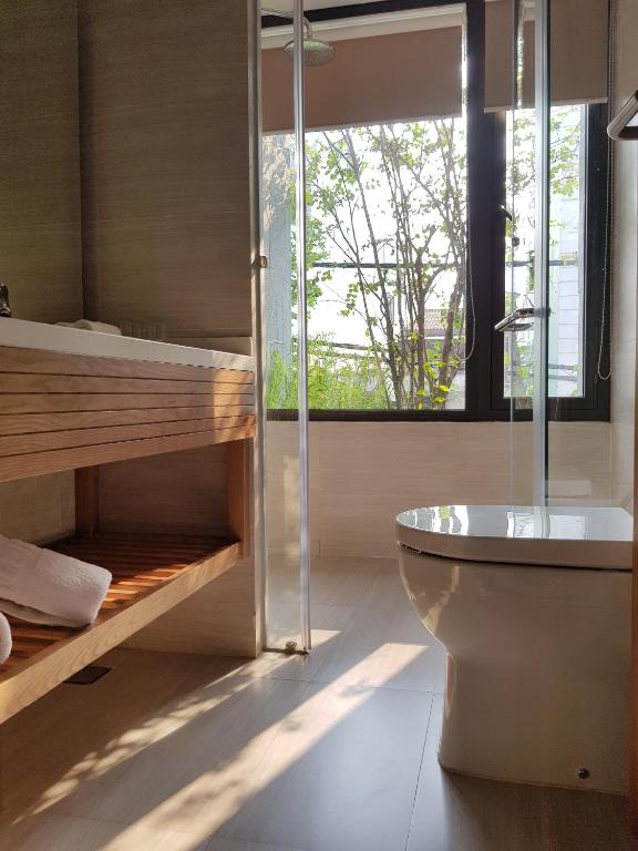 Phòng tắm tại Mai's Boutique