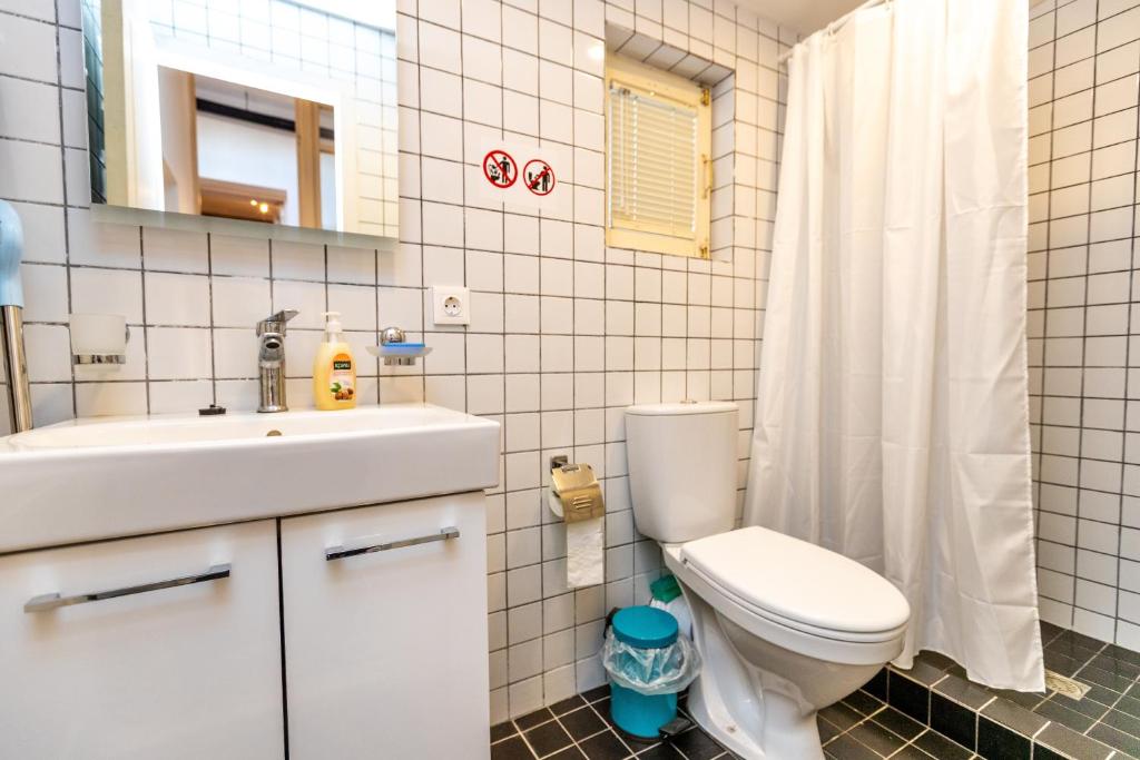 فضای داخلی Nina' cozy apartment در تفلیس - تصویر ۳