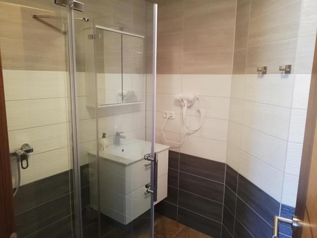 Koupelna v ubytování Haus Alexis