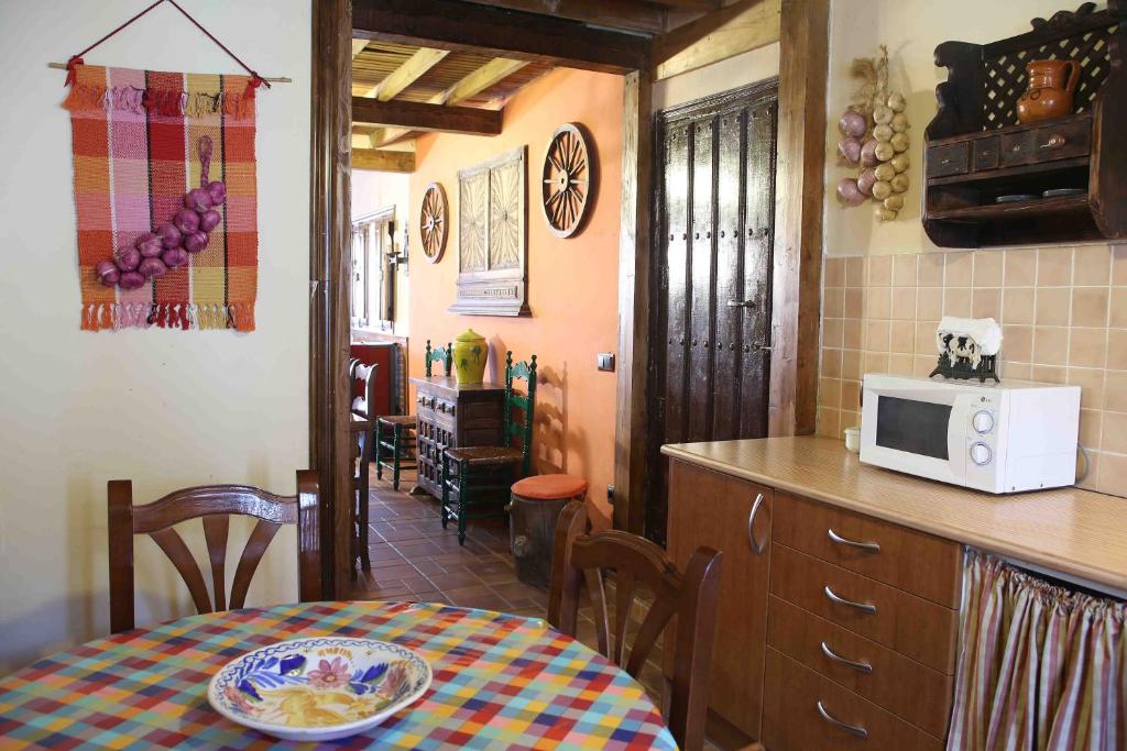 Kuchyňa alebo kuchynka v ubytovaní La Casa del Abuelo Simón
