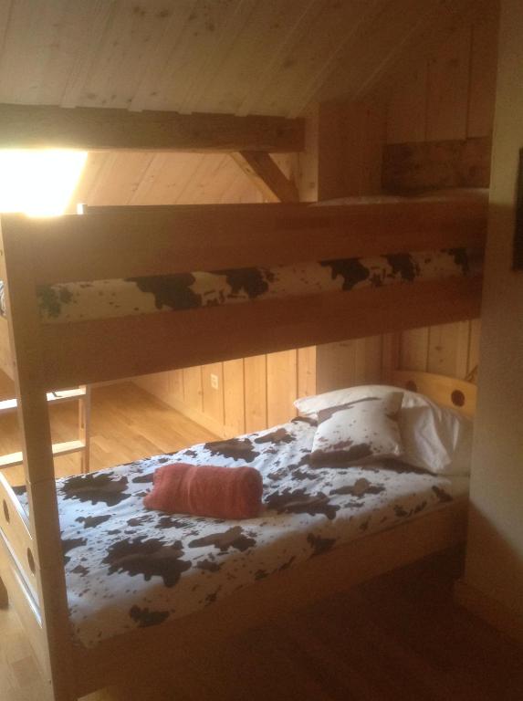 Postel nebo postele na pokoji v ubytování Bois-raiguel chasseral