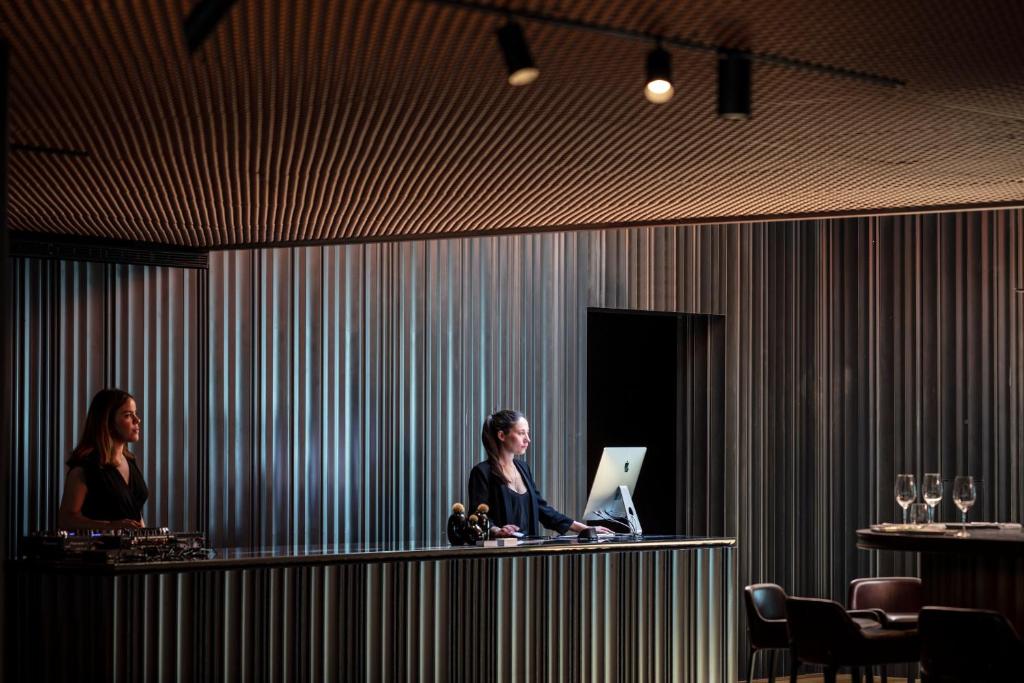 Sir Victor Hotel, part of Sircle Collection - Resim 28