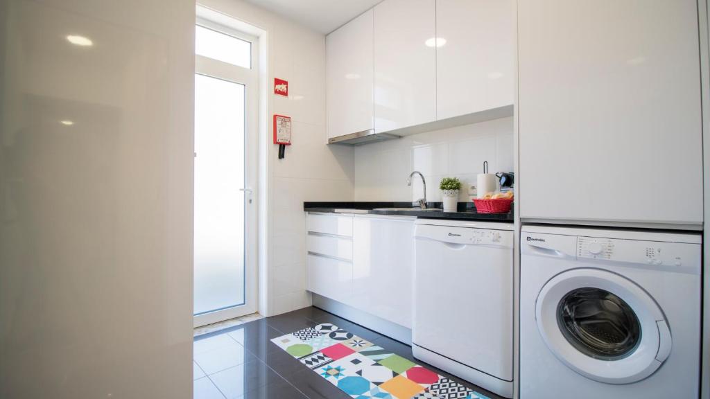 Oporto Yellow Villas - 14