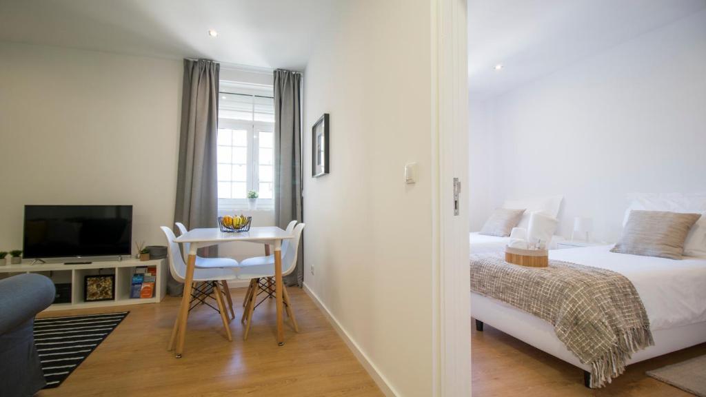 Oporto Yellow Villas - 5