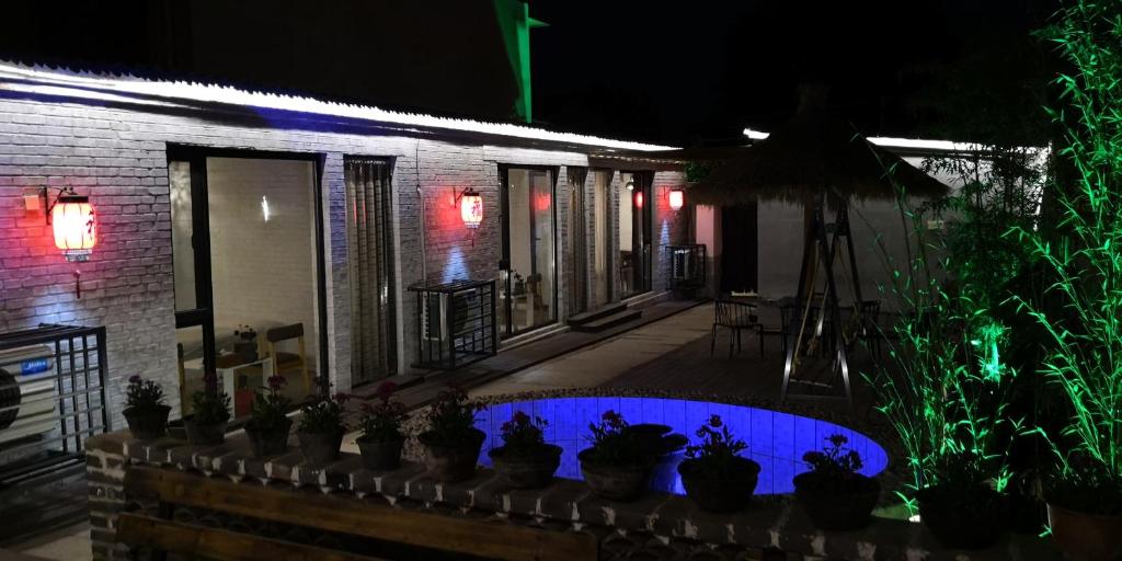 Bazén v ubytování Guixu Huatang Homestay nebo v jeho okolí