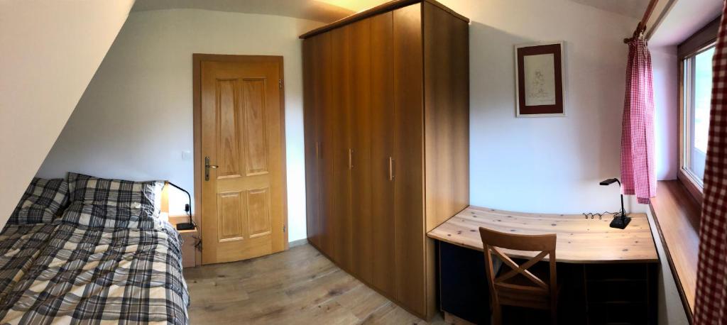 Letto o letti in una camera di Apartments Kamp Podgrad Vransko