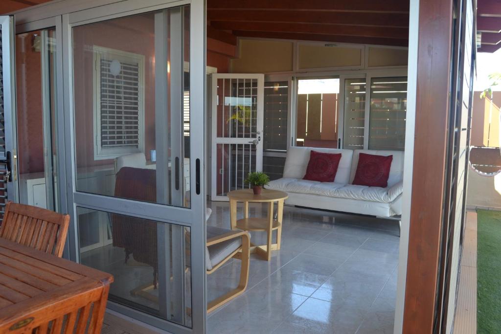 Posedenie v ubytovaní Apartamento Vacacional Relax frente al mar