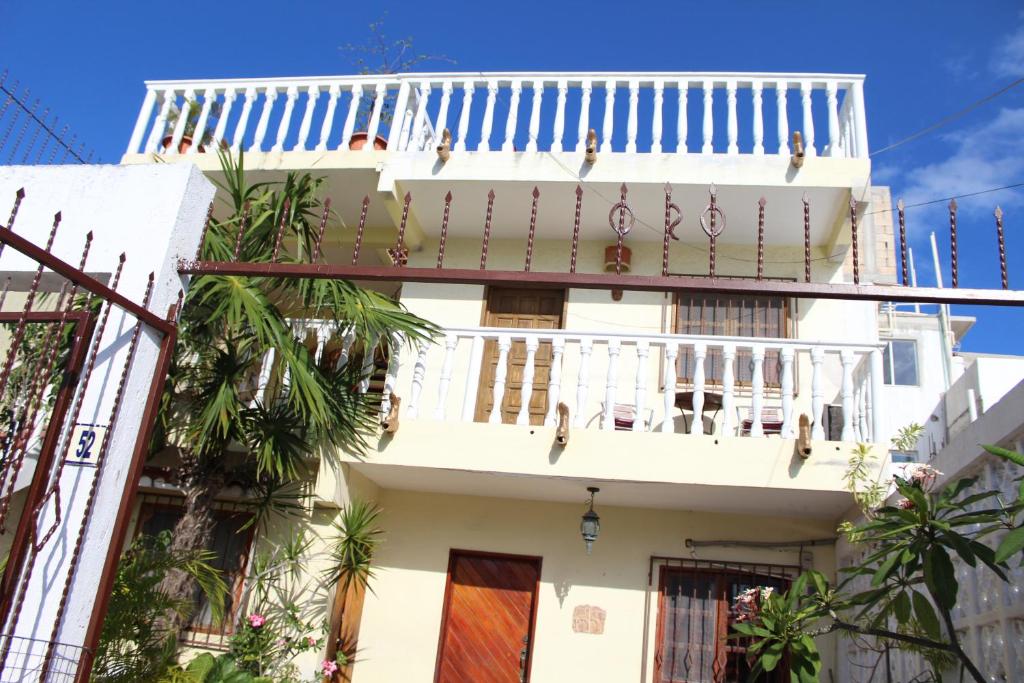 Balkón nebo terasa v ubytování AH KIN Cancun Centro