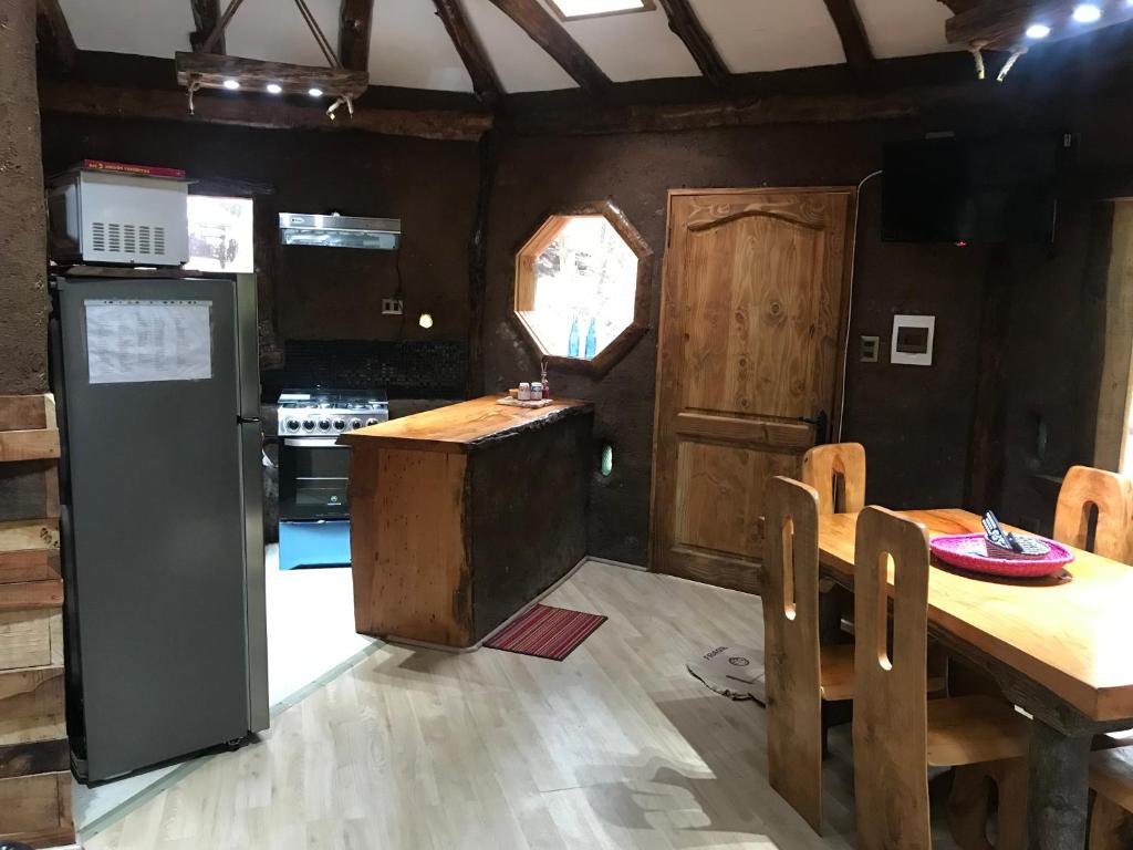 Köök või kööginurk majutusasutuses Karkú Lodge