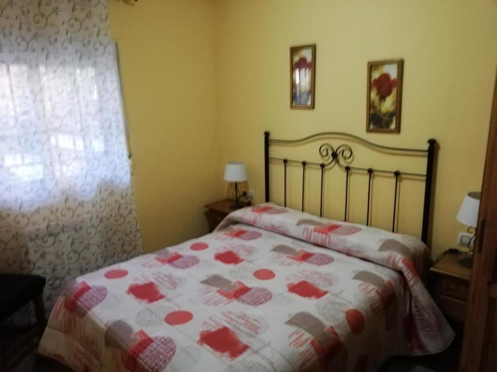 Postel nebo postele na pokoji v ubytování Alojamientos Rurales Vado Ancho La Encina