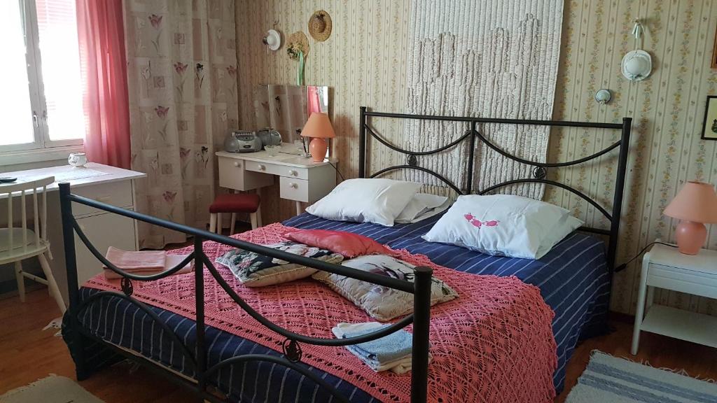 Motelli Nuttulinna - Quarto Familiar Com Casa De Banho Privativa