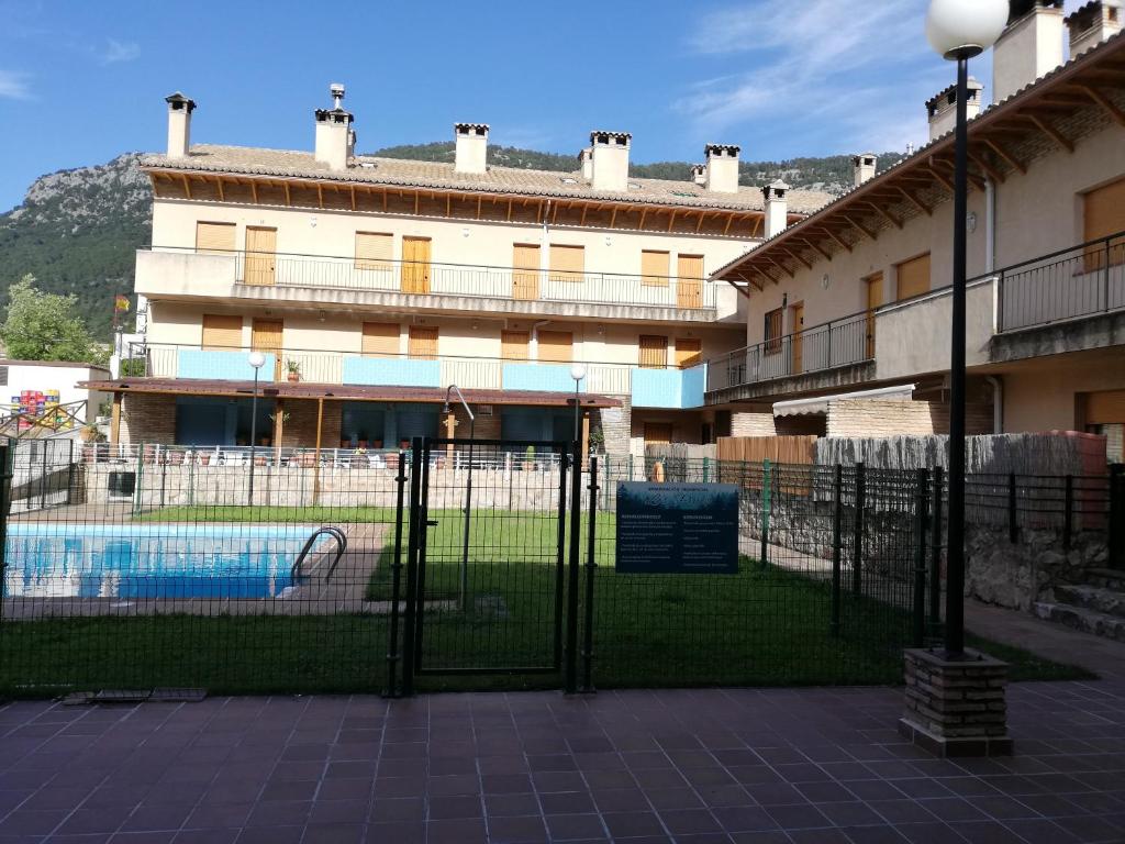 Bazén v ubytování Alojamientos Rurales Vado Ancho La Encina nebo v jeho okolí
